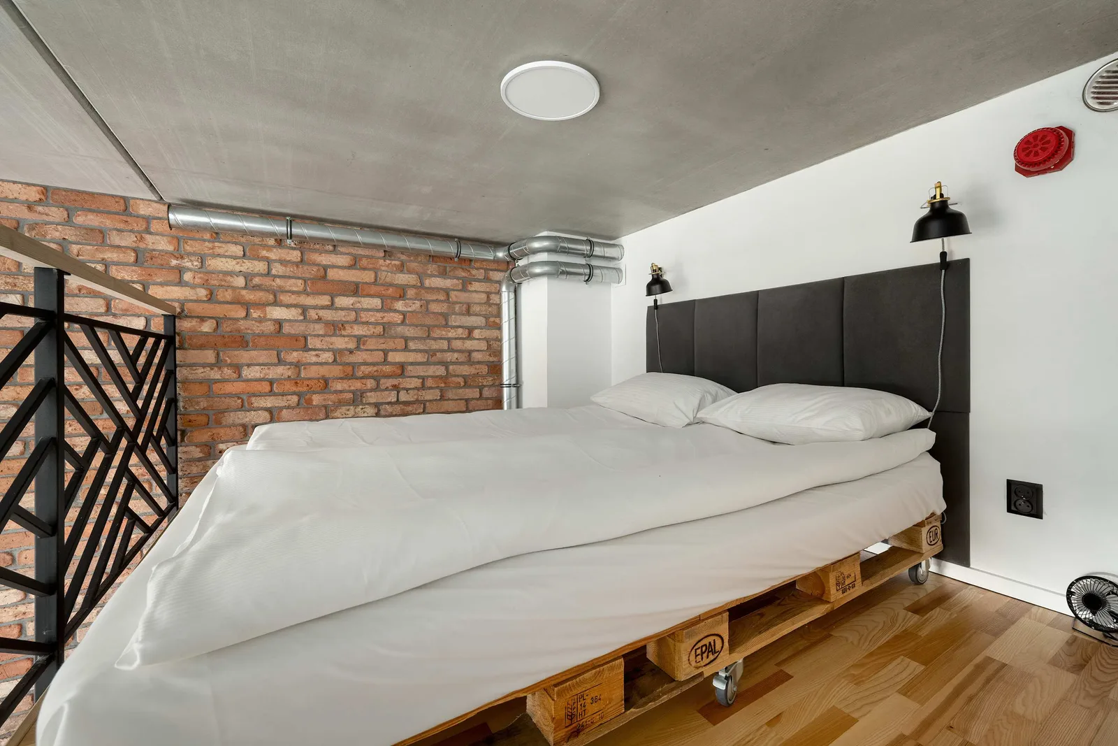Premium Amenities & Services
